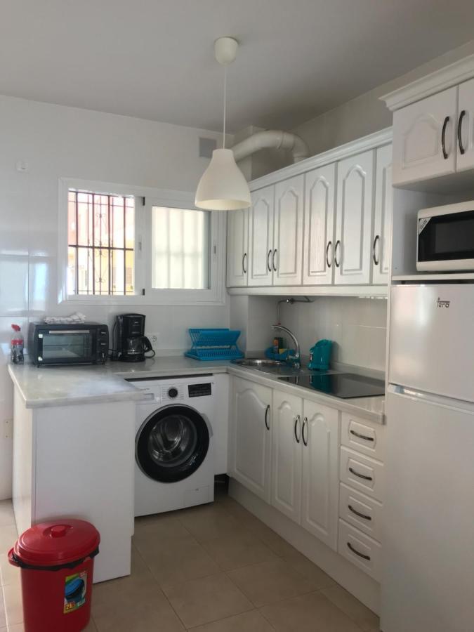 Apartamento A Pie De Playa. نيرخا المظهر الخارجي الصورة