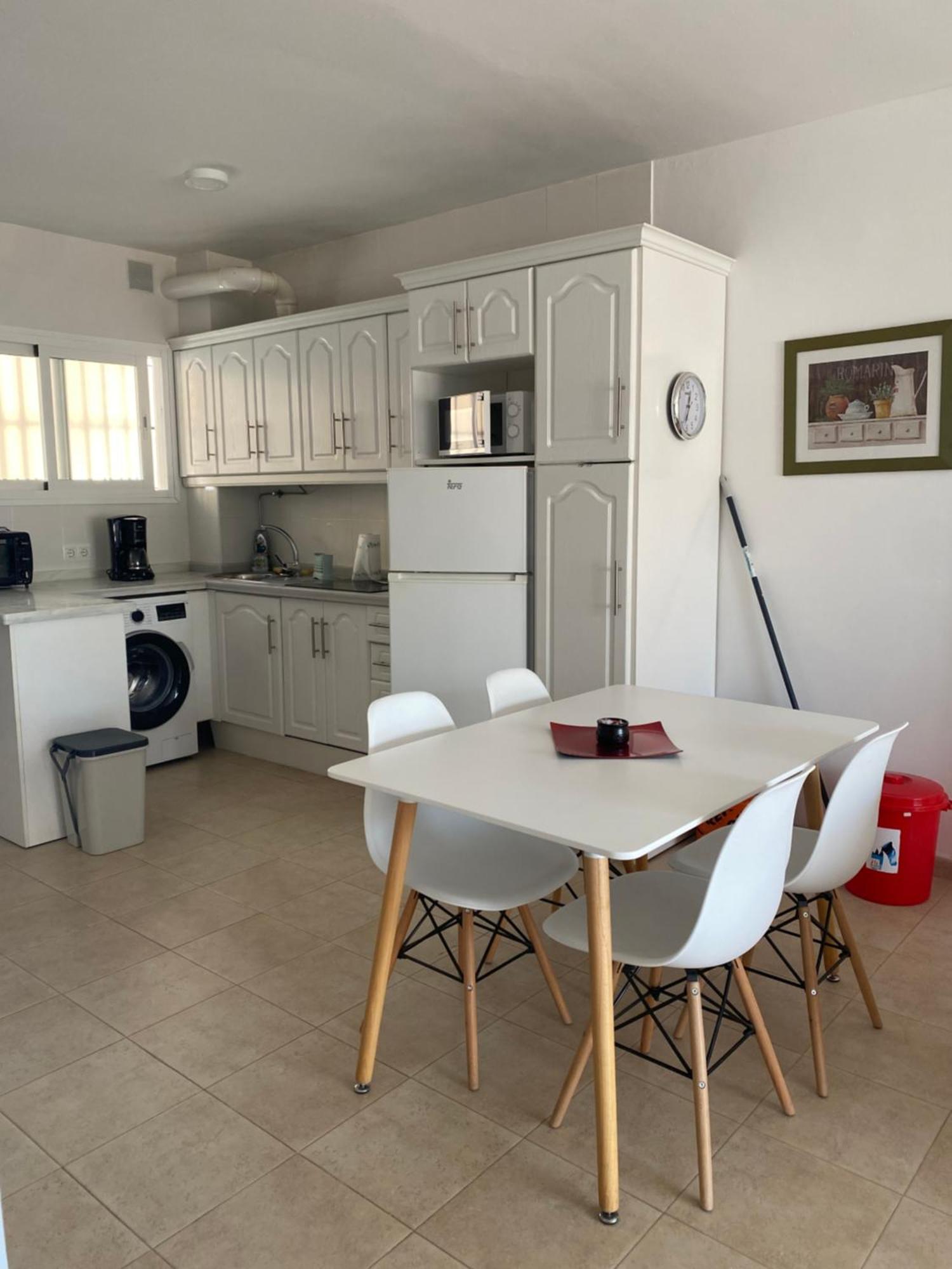 Apartamento A Pie De Playa. نيرخا المظهر الخارجي الصورة